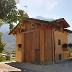 Les Noyers Bed & Breakfast