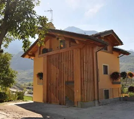 Les Noyers فندق مبيت وإفطار