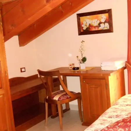 فندق مبيت وإفطار Les Noyers 3*