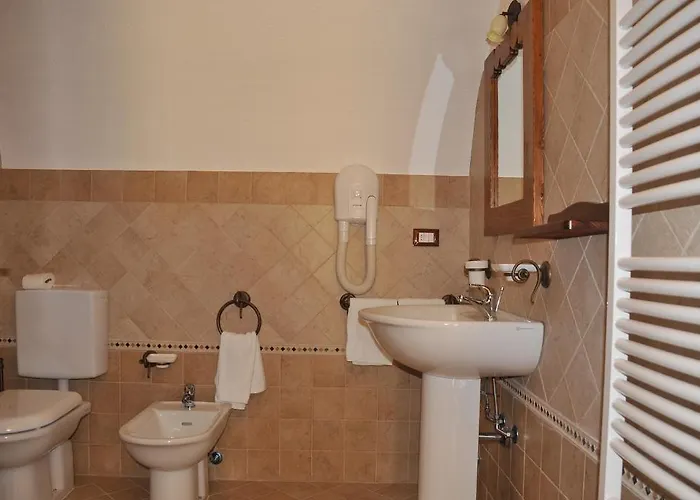 Les Noyers Bed & Breakfast 3*